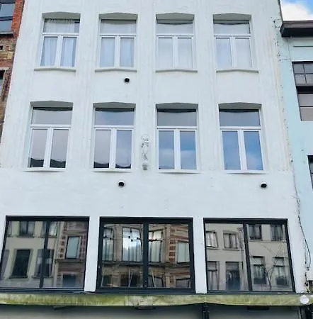 Apartahotel Living History - Suikernest